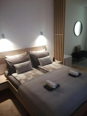 Apartman 33